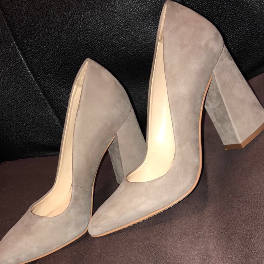 Vince Camuto Pumps